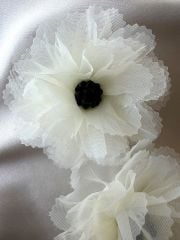 Marka Model Tül Çiçek Küpe