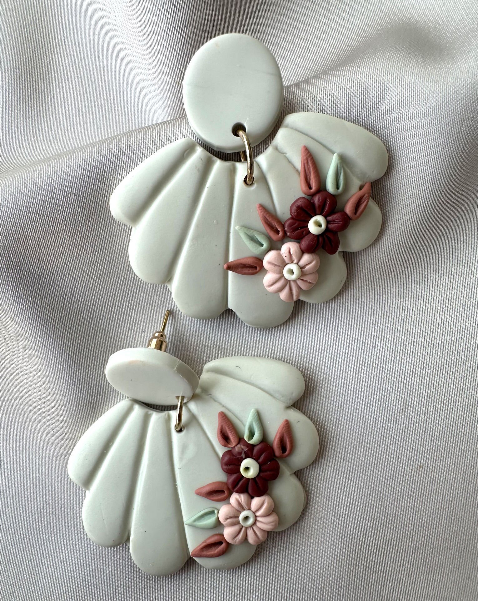 El Yapımı Deniz Kabuğu Küpe