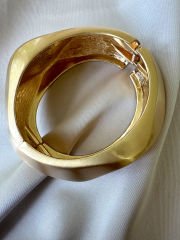 Mat Gold Ezmeli Kelepçe Bileklik