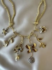 Marka Model Sallantılı Kelebek Kolye