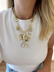 Marka Model Sallantılı Kelebek Kolye