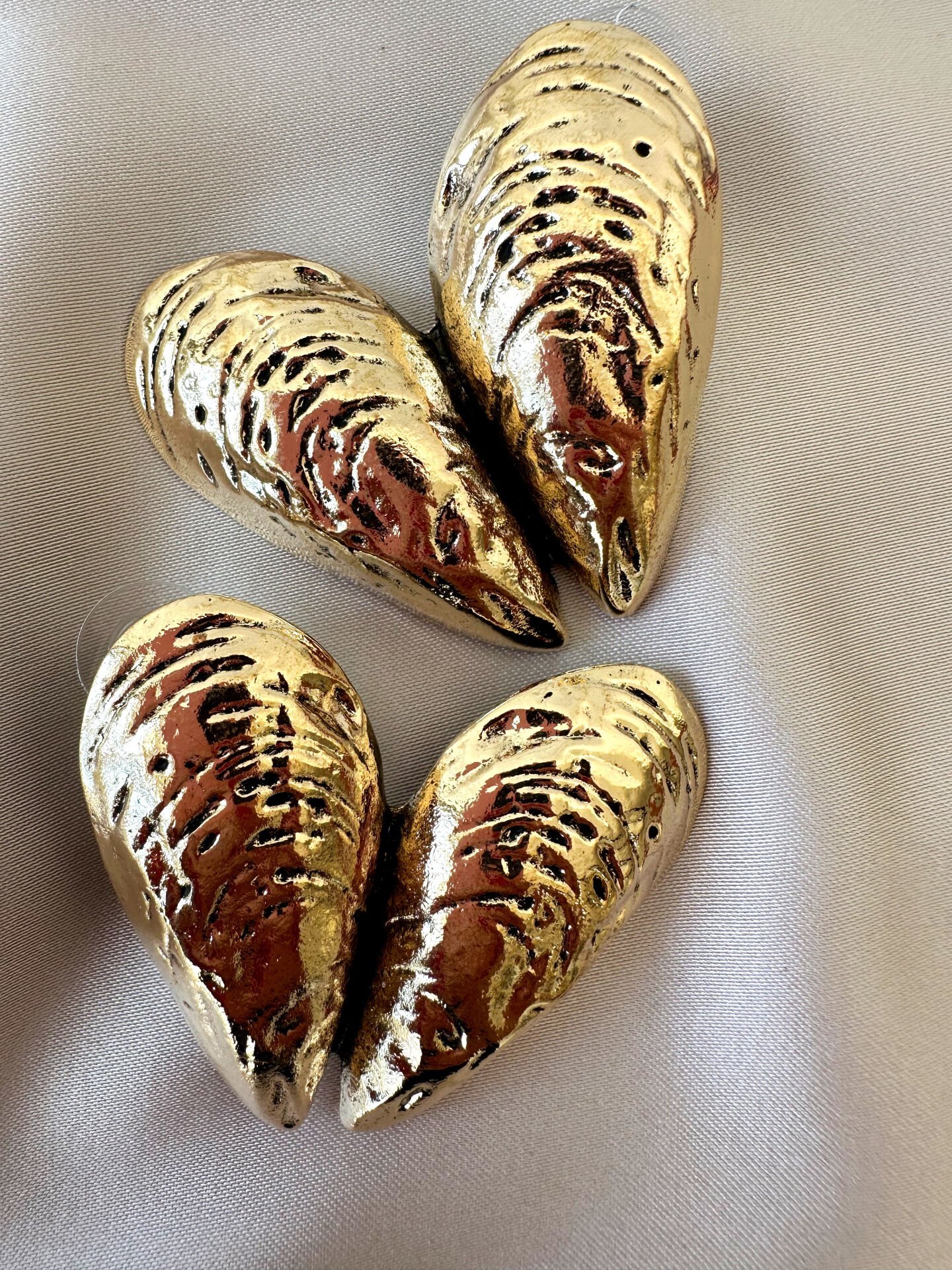 Marka Model Kalpli Midye Küpe