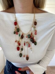 Marka Model Sallantılı ve Boncuklu Kolye