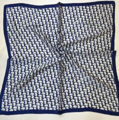Marka Model Fular (70X70 cm)