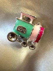Tren Charm