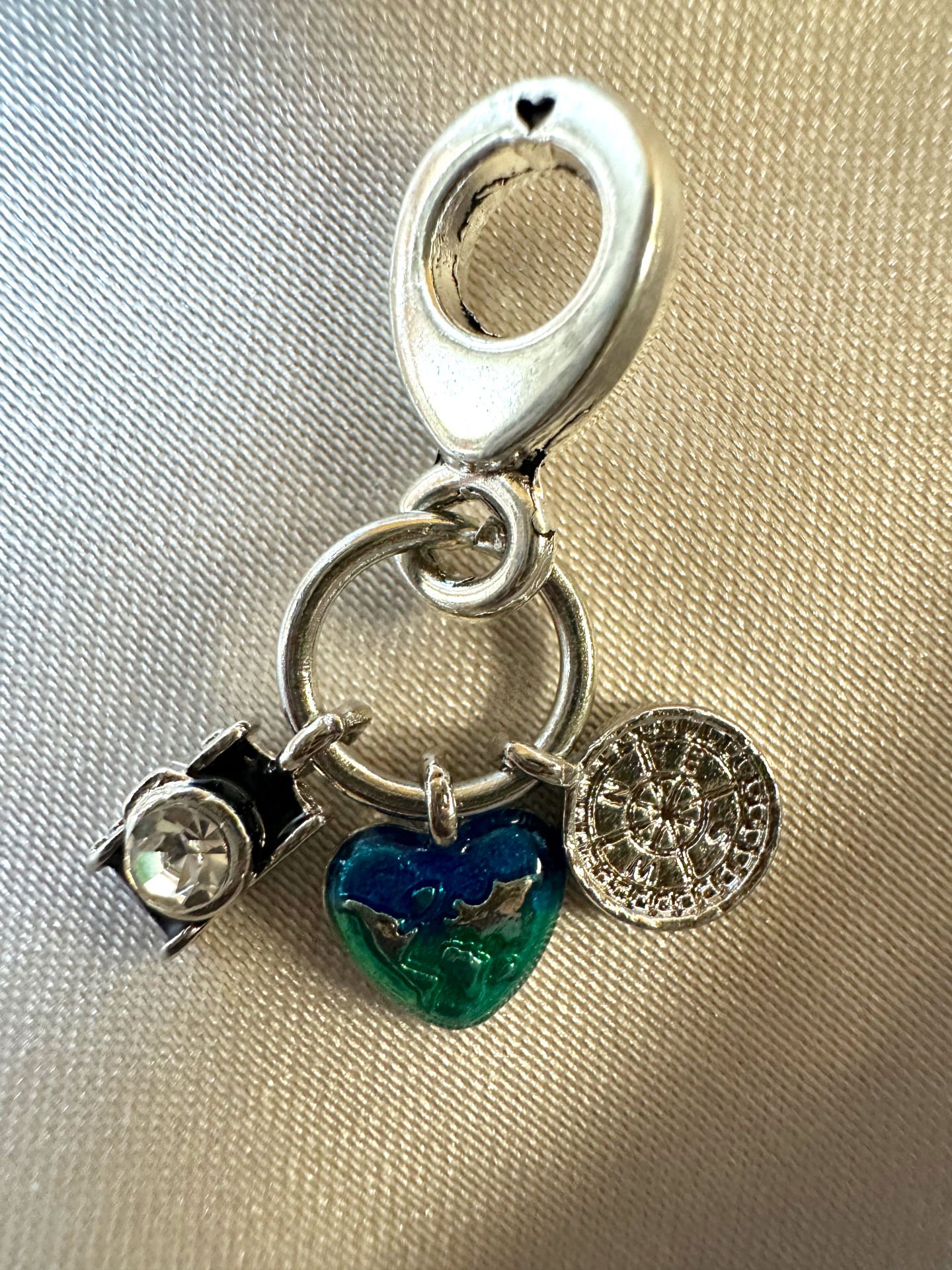 Pusula 3’lü Charm
