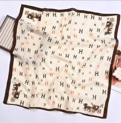 Marka Model Kahve Desen Fular(70x70)