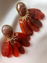 Marka Model Akrilik Sallantılı Küpe