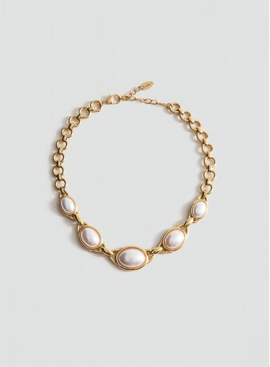 Marka Model İnci Kolye