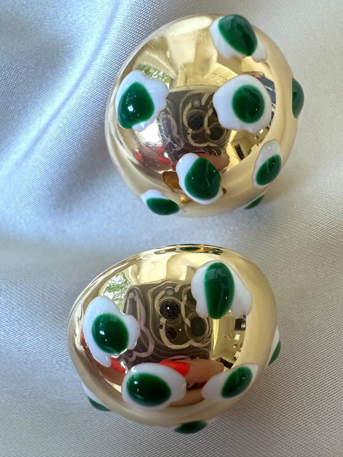 Yeşil Detaylı Top Küpe