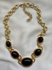 Marka Model Siyah Taşlı Kolye