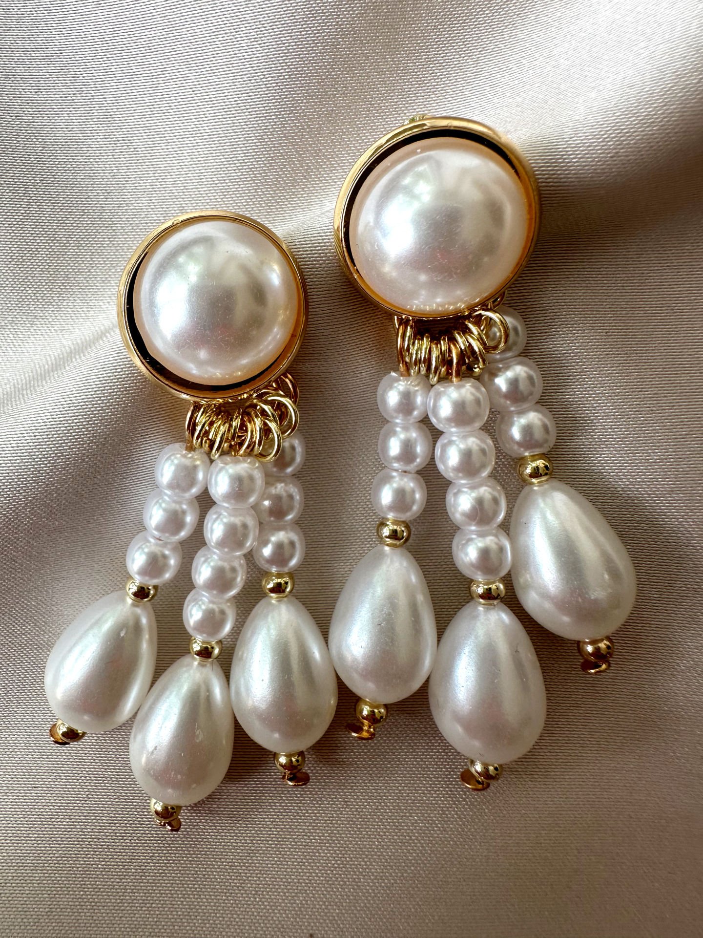 Marka Model 3 Sallantılı Küpe