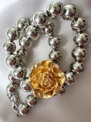 Silver Topçuklu Gül Kolye