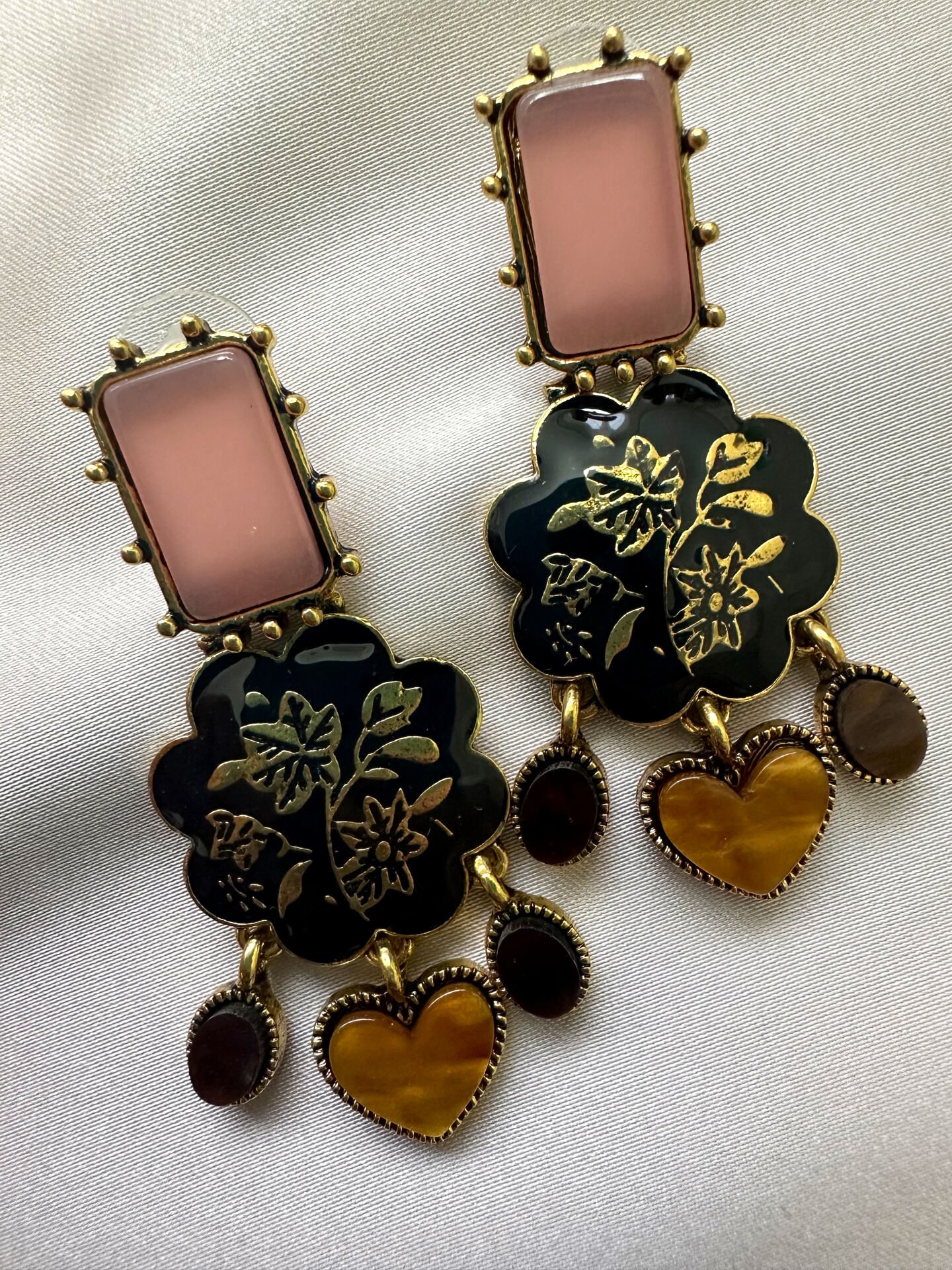 Marka Model Etnik Küpe