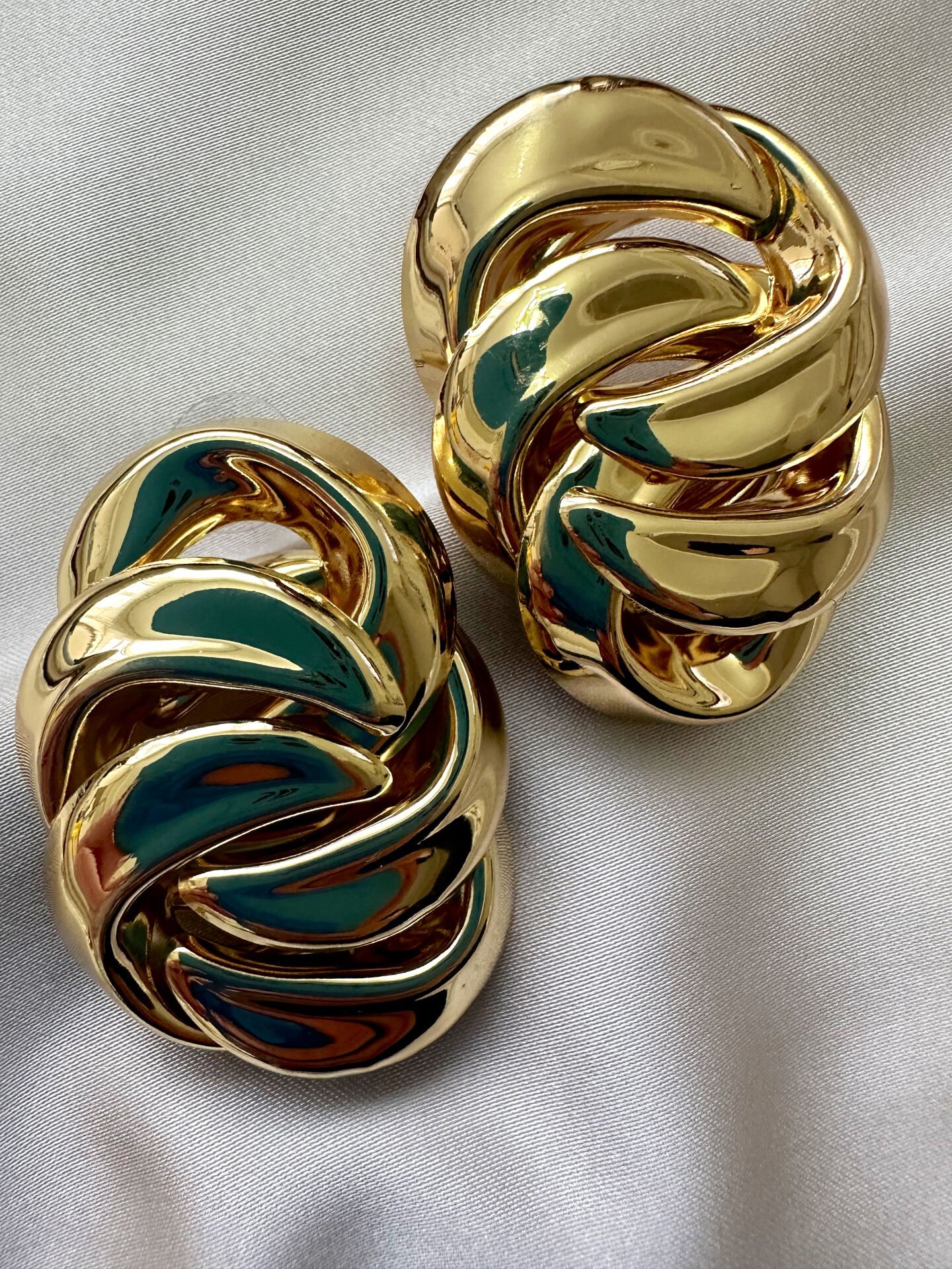 Gold Sıkı Zincir Küpe