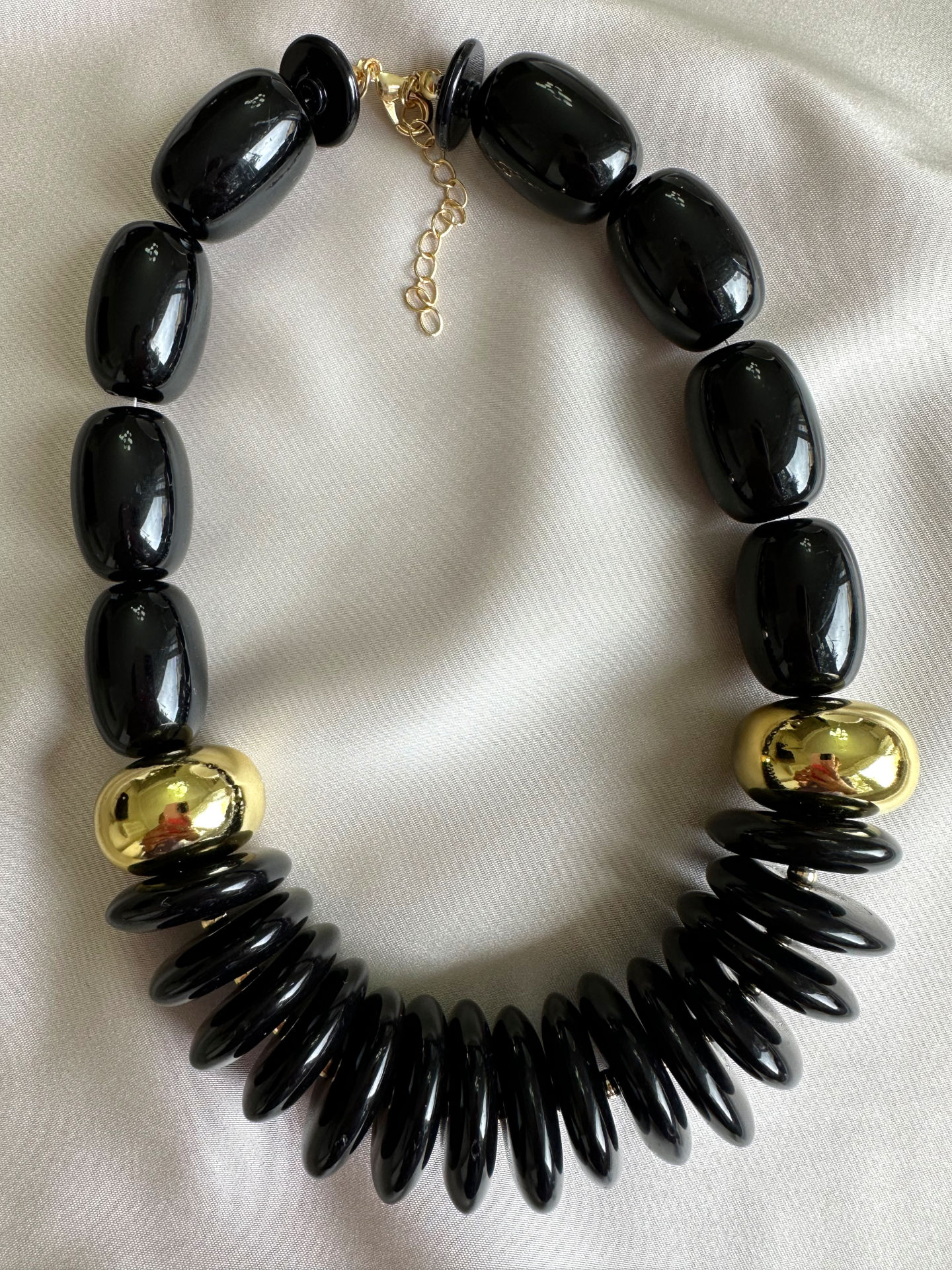 Siyah Gold Detay Kolye