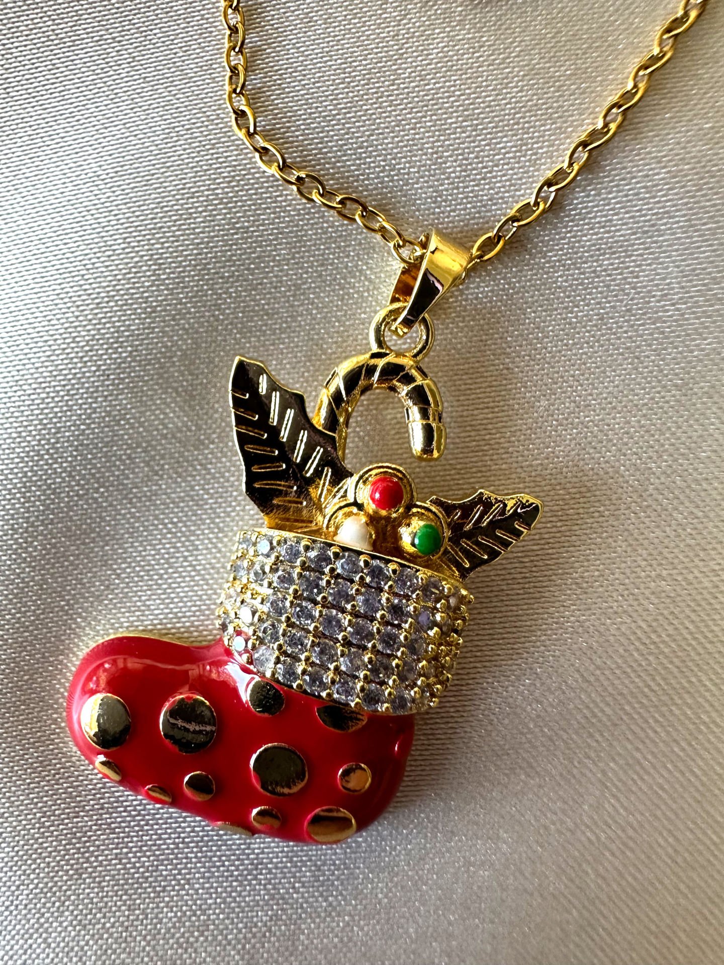 Çelik Yeni Yıl Çizme Kolye