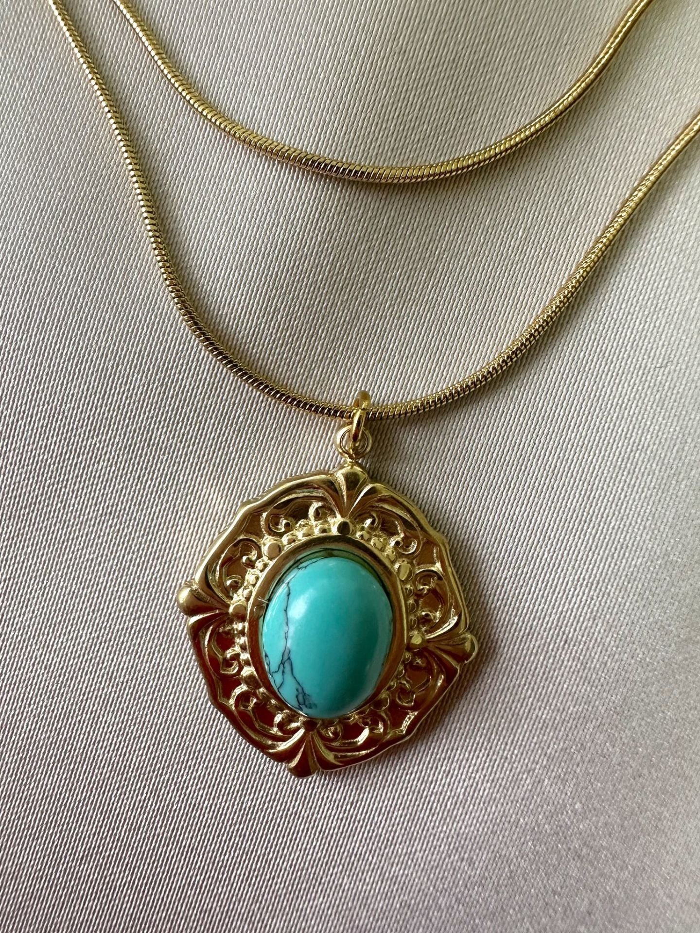 Çelik Firuze Taşlı Kolye