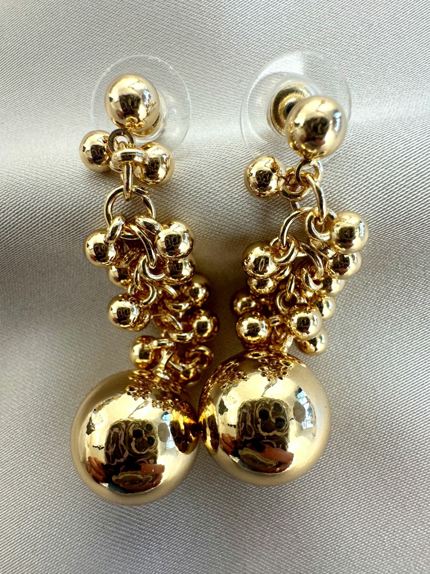Gold Topçuk Salkım Küpe