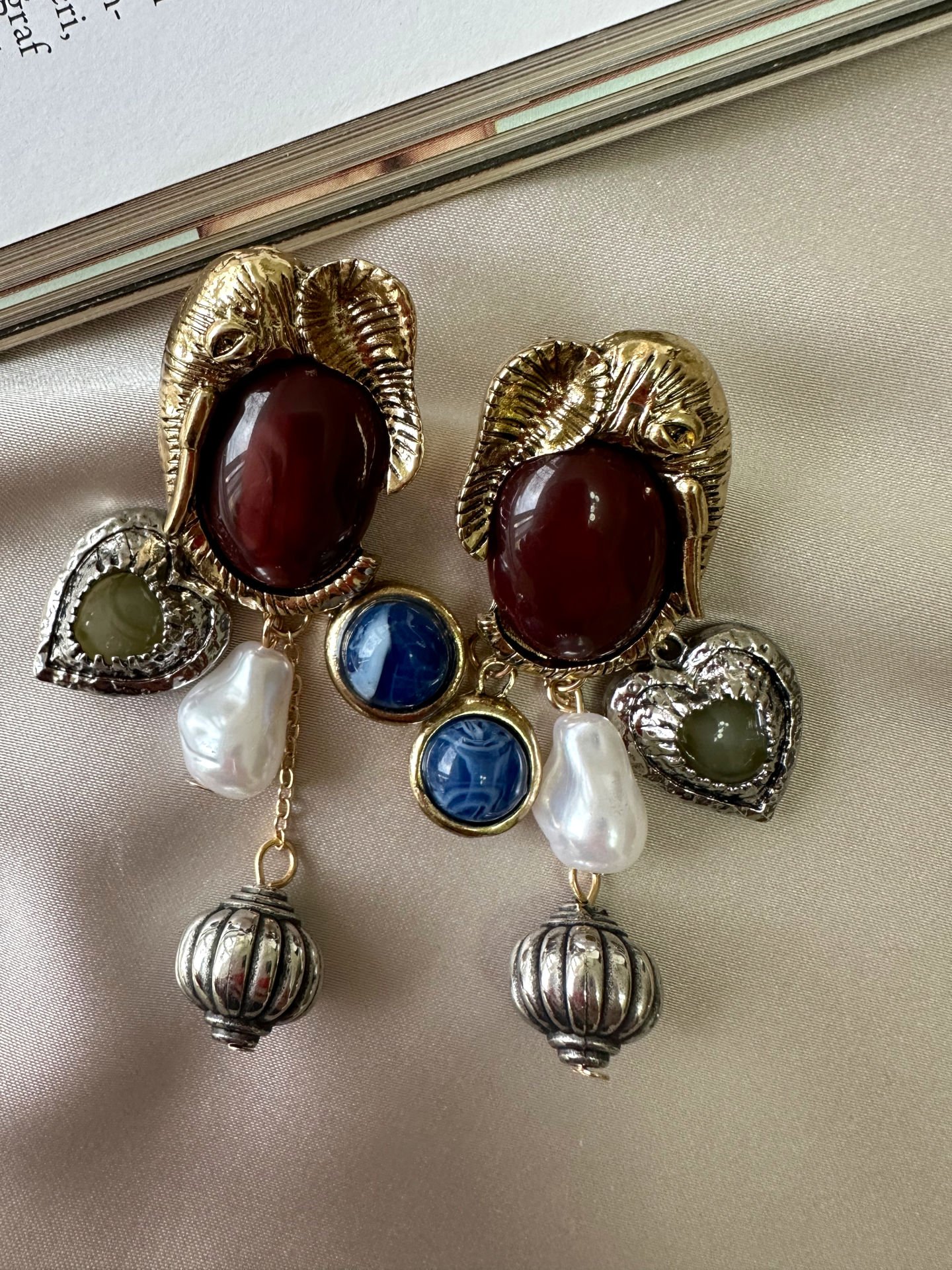 Marka Model Charm Küpe