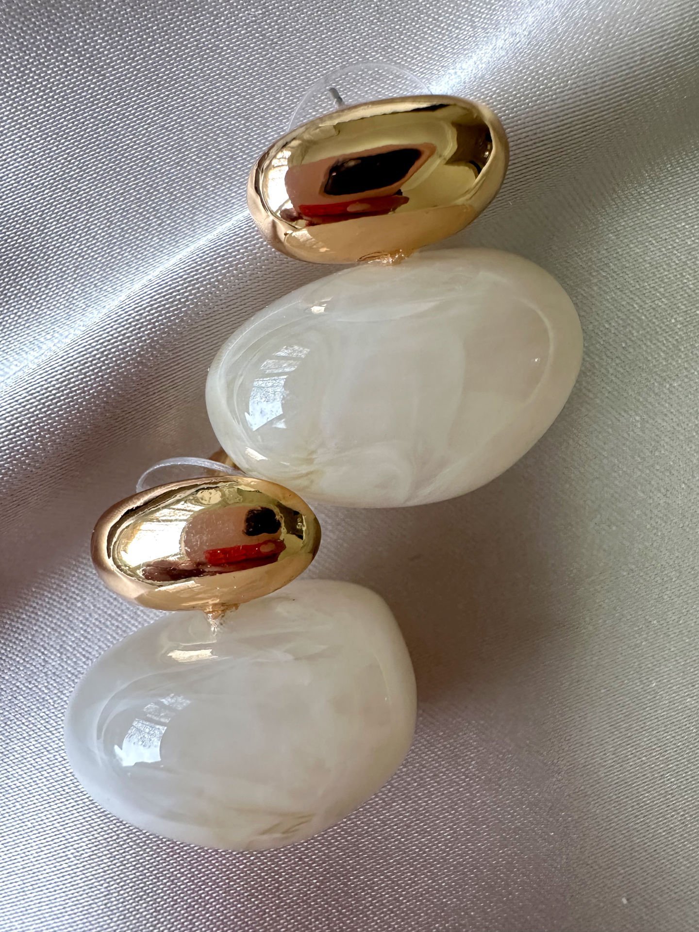 Doğaltaş Görünümlü Küpe(Ekru)