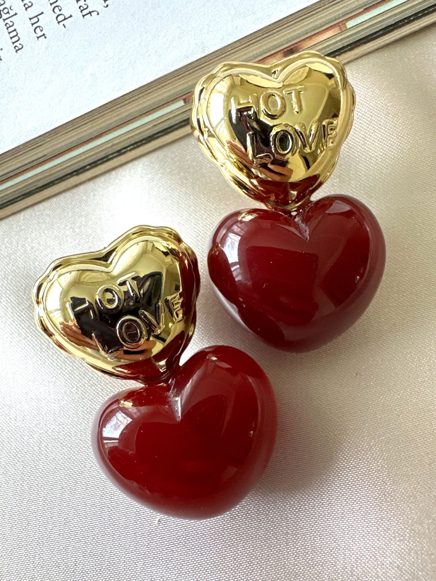 Marka Model Kalp Küpe(Bordo)