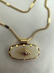 Çelik Oval Doğaltaş Kolye(Ekru)