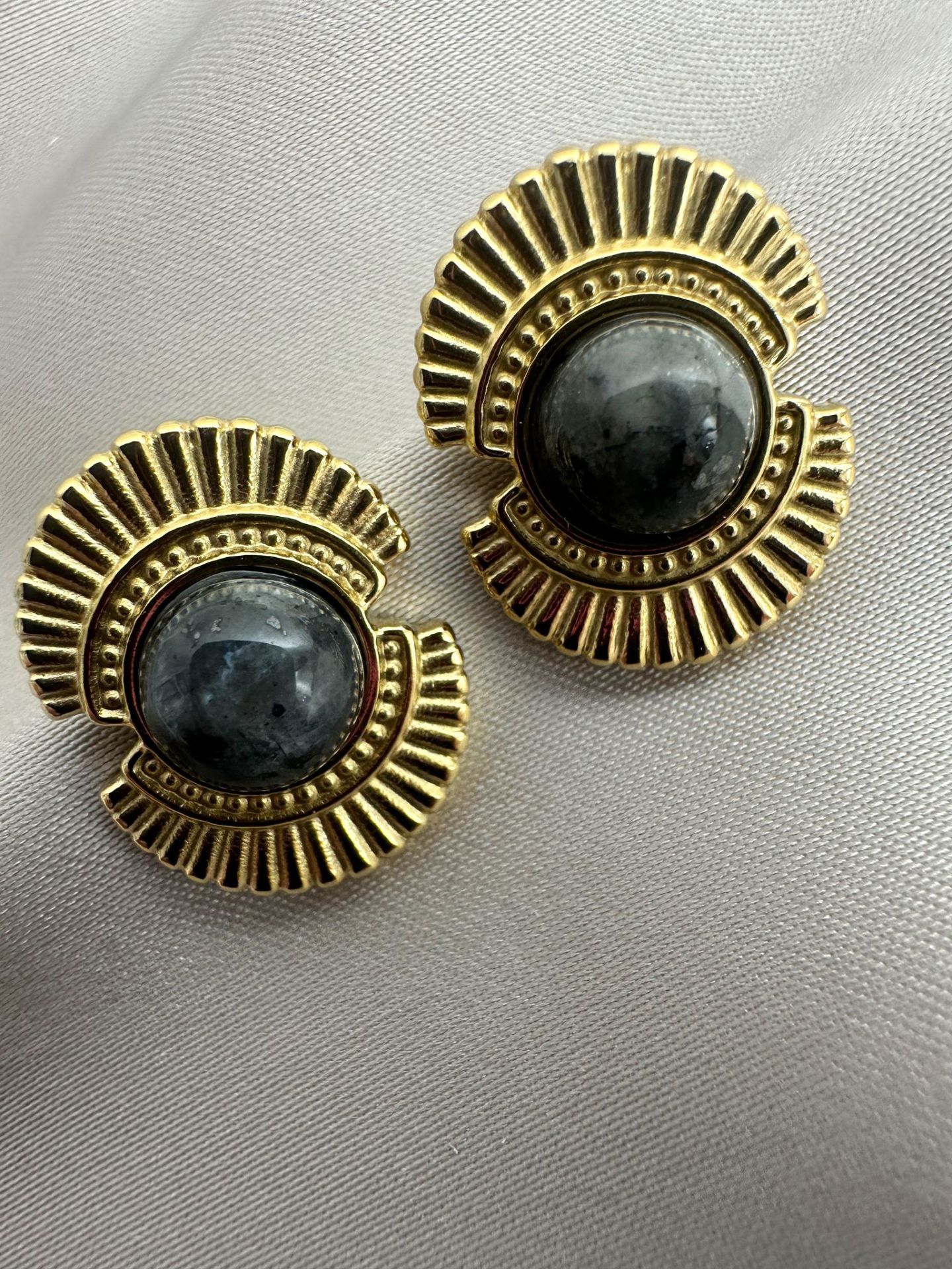 Çelik Vintage Küpe(Siyah)