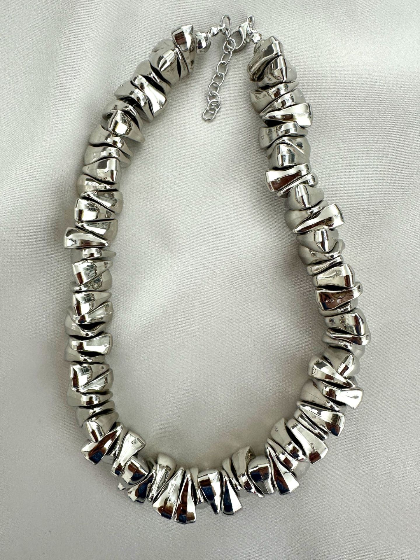 Asimetrik Çubuklu Silver Kolye