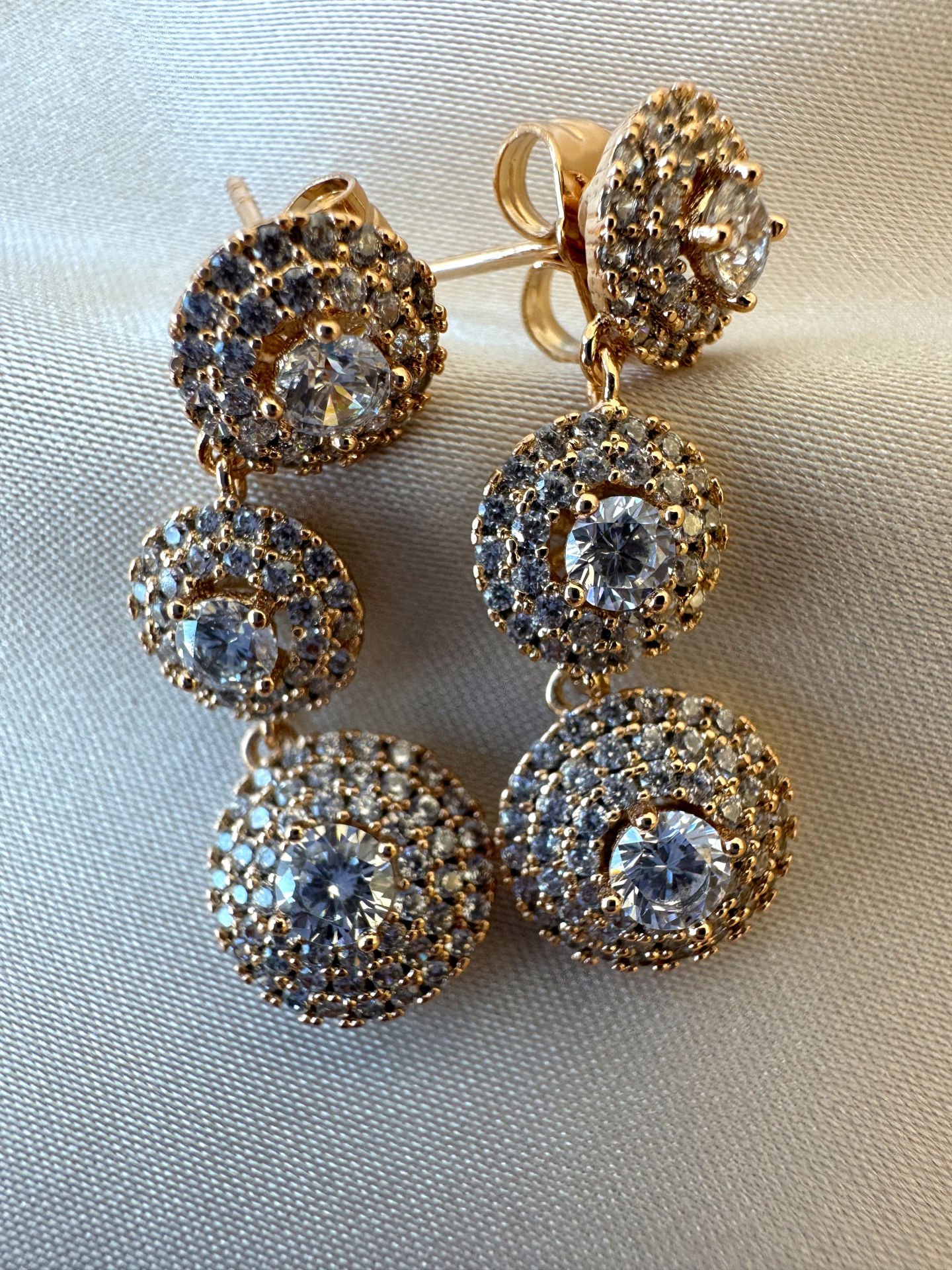 Özel Seri 3 Taşlı Sallantılı Küpe